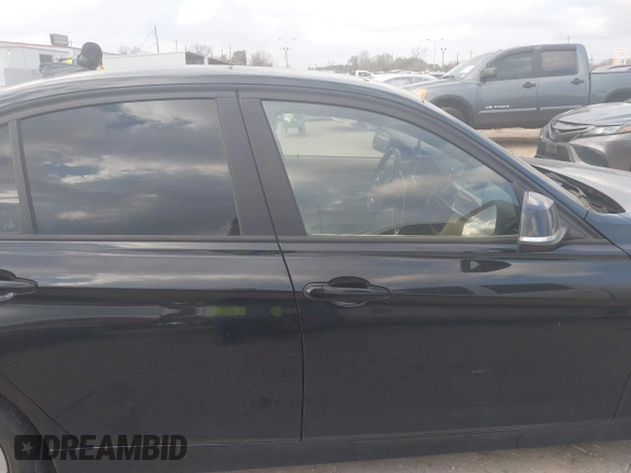 2014 BMW 3 Series 335i with VIN WBA3A9C54EF478025, listed as a IAAI auction lot 41513191 with 119,632 mi miles. Bid and sale history available at carsss.com. Image 13.