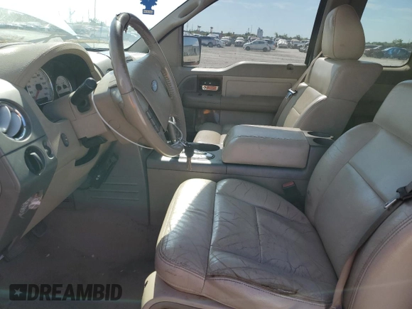 2004 Ford F-150 XLT с VIN 1FTPX14514NB28455, выставлен на аукционе Copart как лот 55142985 с пробегом 208 313 миль миль и Списание • Salvage title. История ставок и продаж доступна на DreamBid. Изображение 7.