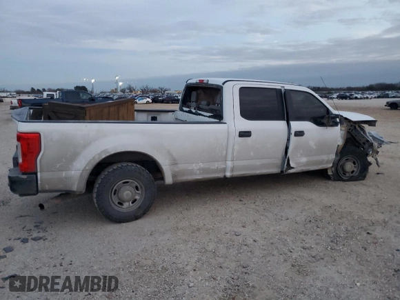 2017 Ford F-250 XL z VIN 1FT7W2A66HEE73878, wystawiony jako Copart lot #88638885 z przebiegiem Nie podano mil oraz Szkoda całkowita • Salvage title. Historia ofert i sprzedaży dostępna na DreamBid. Obrazek 3.