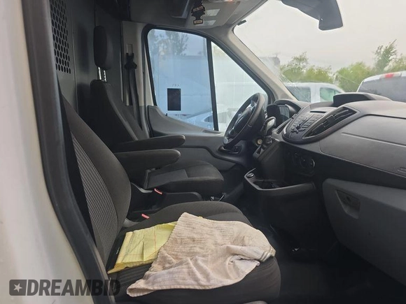 2018 Ford Transit с VIN 1FTYR2CM1JKB10502, выставлен на аукционе IAAI как лот 42849107 с пробегом 249 727 миль миль и . История ставок и продаж доступна на DreamBid. Изображение 24.