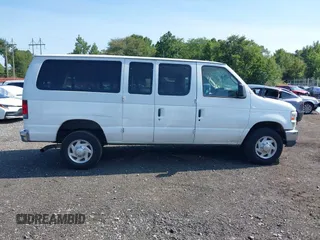 2012 Ford Econoline Passenger XL with VIN 1FBNE3BL1CDA45143, listed as a IAAI auction lot 40248086 with 83,034 mi miles. Bid and sale history available at carsss.com. Image 12.