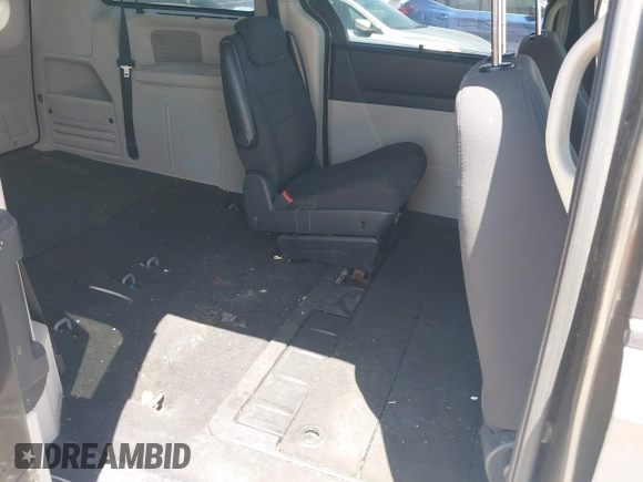 2010 Dodge Grand Caravan Crew with VIN 2D4RN6DX5AR350236, listed as a IAAI auction lot 41996674 with 199,810 mi miles and . Bid and sale history available at DreamBid. Image 8.