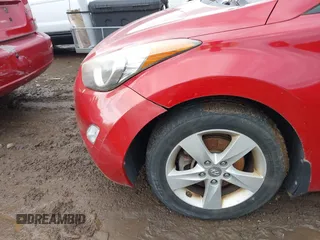 2013 Hyundai Elantra GLS с VIN KMHDH4AE6DU945363, выставлен на аукционе IAAI как лот 42333573 с пробегом 123 417 миль миль и . История ставок и продаж доступна на DreamBid. Изображение 12.