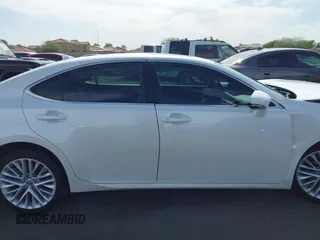 2014 Lexus ES 330 z VIN JTHBK1GG3E2114659, wystawiony jako IAAI lot #42366404 z przebiegiem 166 489 mil mil oraz . Historia ofert i sprzedaży dostępna na DreamBid. Obrazek 13.