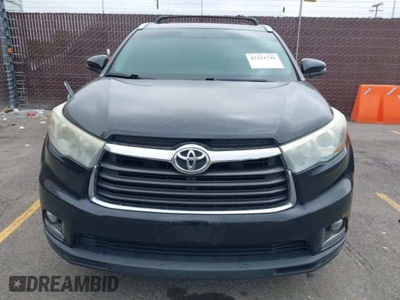 2014 Toyota Highlander Limited with VIN 5TDYKRFHXES015138, listed as a IAAI auction lot 42421746 with 130,223 mi miles and . Bid and sale history available at DreamBid. Image 12.