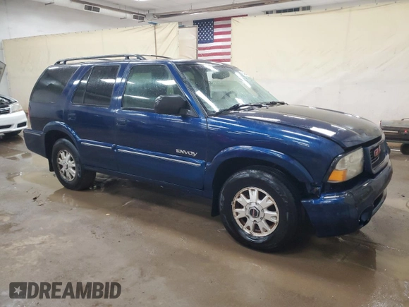 2000 GMC Jimmy Diamond Edition Luxury with VIN 1GKDT13W0Y2111800, listed as a Copart auction lot 84064874 with 185,746 mi miles and Clean Title. Bid and sale history available at carsss.com. Image 4.
