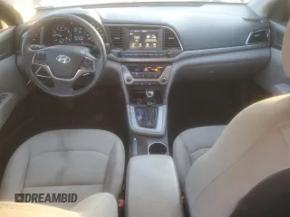 2017 Hyundai Elantra Limited z VIN 5NPD84LF5HH011723, wystawiony jako Copart lot #72065894 z przebiegiem 171 258 mil mil oraz Szkoda całkowita • Salvage title. Historia ofert i sprzedaży dostępna na DreamBid. Obrazek 8.