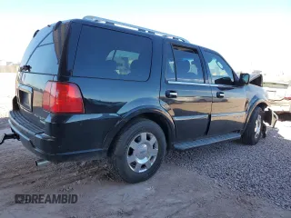 2006 Lincoln Navigator Luxury with VIN 5LMFU27526LJ08518, listed as a Copart auction lot 43039415 with 175,393 mi miles and Salvage Title. Bid and sale history available at carsss.com. Image 3.