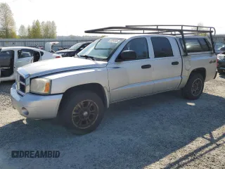 2007 Dodge Dakota SLT with VIN 1D7HW48K67S137401, listed as a Copart auction lot 53664505 with 182,862 mi miles and Clean Title. Bid and sale history available at carsss.com. Image 1.