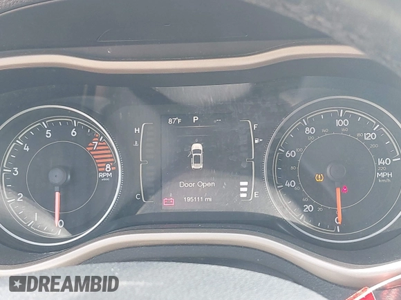 2016 Jeep Cherokee Latitude с VIN 1C4PJMCS0GW154652, выставлен на аукционе IAAI как лот 42466752 с пробегом 195 111 миль миль и . История ставок и продаж доступна на DreamBid. Изображение 7.