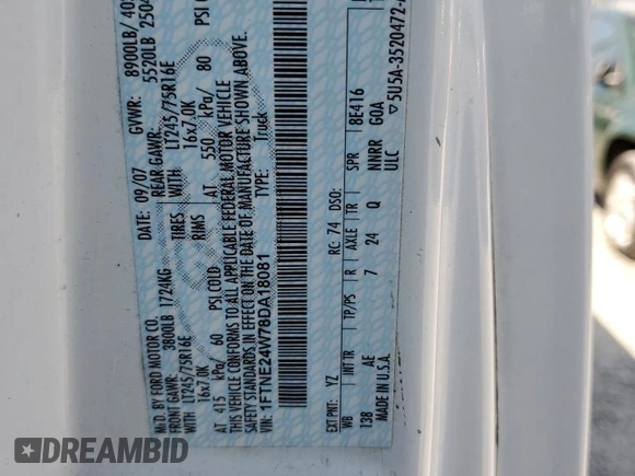 2008 Ford Econoline Cargo Commercial z VIN 1FTNE24W78DA18081, wystawiony jako Copart lot #54055265 z przebiegiem 162 658 mil mil oraz Szkoda całkowita • Salvage title. Historia ofert i sprzedaży dostępna na DreamBid. Obrazek 13.