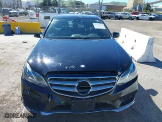 2016 Mercedes-Benz E-Class E 250 BlueTEC Luxury with VIN WDDHF0EB9GB274152, listed as a IAAI auction lot 41714634 with 77,661 mi miles. Bid and sale history available at carsss.com. Image 12.
