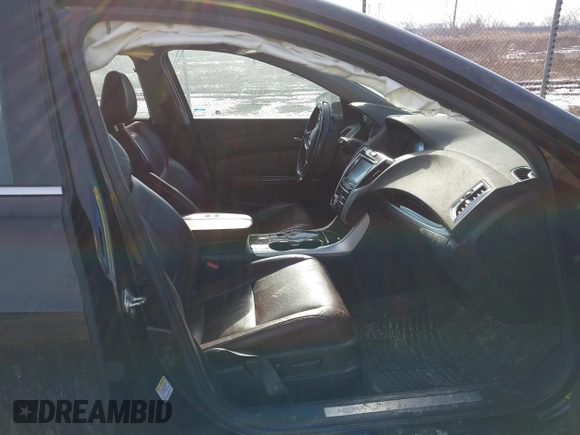 2015 Acura TLX V6 Tech with VIN 19UUB3F57FA007208, listed as a IAAI auction lot 41441646 with 177,464 mi miles. Bid and sale history available at carsss.com. Image 5.