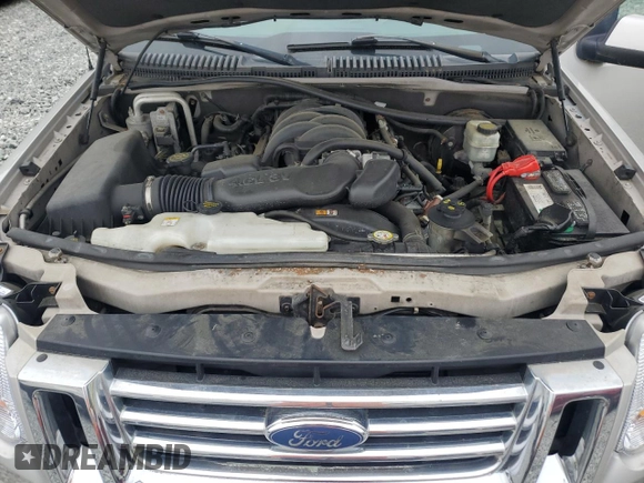 2007 Ford Explorer Sport Trac Limited z VIN 1FMEU53817UA11841, wystawiony jako Copart lot #60358315 z przebiegiem 142 789 mil mil oraz Czysty tytuł • Clean title. Historia ofert i sprzedaży dostępna na DreamBid. Obrazek 11.