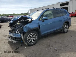 2021 Subaru Forester Premium with VIN JF2SKAFC5MH493077, listed as a Copart auction lot 55072795 with 132,719 mi miles and Salvage title. Bid and sale history available at DreamBid. Image 1.