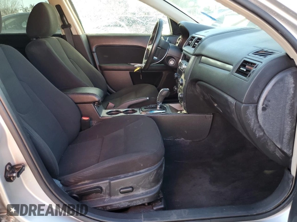 2010 Ford Fusion Hybrid с VIN 3FADP0L31AR258408, выставлен на аукционе Copart как лот 46703935 с пробегом 151 402 миль миль и Списание • Salvage title. История ставок и продаж доступна на DreamBid. Изображение 7.