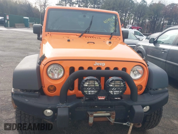 2013 Jeep Wrangler Unlimited Sport z VIN 1C4BJWDG7DL522421, wystawiony jako IAAI lot #41492425 z przebiegiem 55 921 mil mil oraz . Historia ofert i sprzedaży dostępna na DreamBid. Obrazek 6.