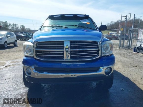 2007 Dodge 1500 SLT with VIN 1D7HU18N47J541768, listed as a IAAI auction lot 41865815 with 141,156 mi miles. Bid and sale history available at carsss.com. Image 13.