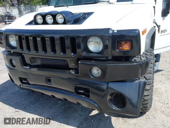 2006 Hummer H2 with VIN 5GRGN23U86H104660, listed as a IAAI auction lot 41933116 with 165,734 mi miles. Bid and sale history available at carsss.com. Image 17.