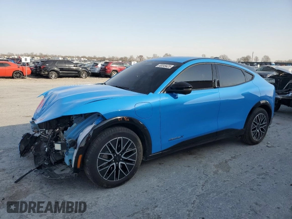 2024 Ford Mustang Mach-E Premium z VIN 3FMTK3R78RMA26215, wystawiony jako Copart lot #49349425 z przebiegiem 9908 mil mil oraz Szkody całkowita. Historia ofert i sprzedaży dostępna na DreamBid. Obrazek 1.