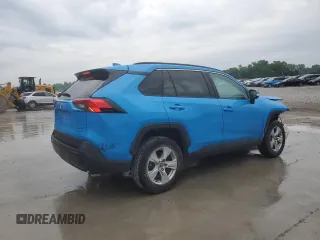 2021 Toyota RAV4 XLE with VIN 2T3P1RFV2MC142047, listed as a Copart auction lot 59095105 with 90,624 mi miles and Salvage title. Bid and sale history available at DreamBid. Image 3.