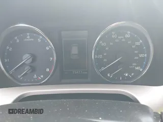 2016 Toyota RAV4 XLE z VIN JTMRFREV6GJ101367, wystawiony jako IAAI lot #42434491 z przebiegiem 79 411 mil mil oraz . Historia ofert i sprzedaży dostępna na DreamBid. Obrazek 7.