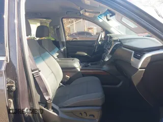 2016 GMC Yukon SLE with VIN 1GKS2AKC9GR273724, listed as a IAAI auction lot 41945761 with 141,425 mi miles. Bid and sale history available at carsss.com. Image 5.