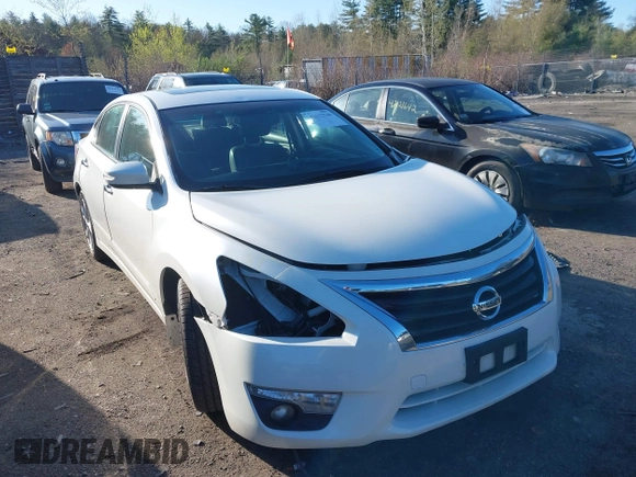 2015 Nissan Altima S with VIN 1N4AL3AP4FC159030, listed as a IAAI auction lot 42117530 with 124,237 mi miles and . Bid and sale history available at DreamBid. Image 1.
