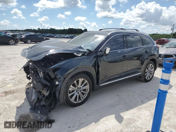 2021 Mazda CX-9 Signature with VIN JM3TCBEY5M0535353, listed as a Copart auction lot 67706083 with 15,880 mi miles and Non repairable. Bid and sale history available at DreamBid. Image 1.