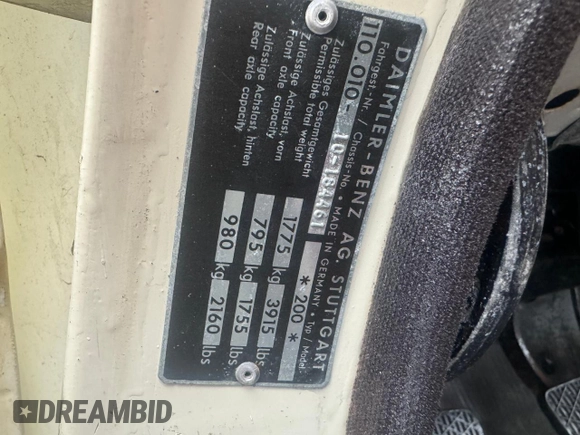 1967 Mercedes-Benz E with VIN 11001010184461, listed as a Copart auction lot 83359704 with 78,345 mi miles and Clean Title. Bid and sale history available at DreamBid. Image 10.