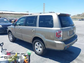 2008 Honda Pilot VP with VIN 5FNYF28278B022366, listed as a IAAI auction lot 42222842 with 143,390 mi miles and . Bid and sale history available at DreamBid. Image 3.