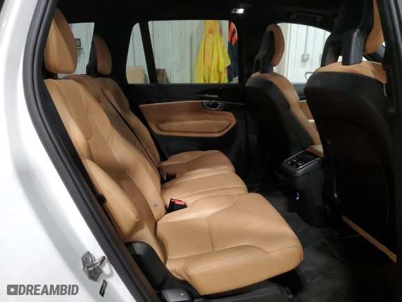 2018 Volvo XC90 Momentum with VIN YV4102PK4J1375017, listed as a Copart auction lot 50607525 with 125,218 mi miles and Non Repairable. Bid and sale history available at carsss.com. Image 11.