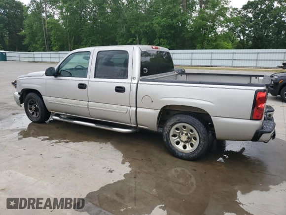 2007 Chevrolet Silverado 1500 LS with VIN 2GCEC13V871156523, listed as a Copart auction lot 53864385 with 385,053 mi miles and Salvage Title. Bid and sale history available at DreamBid. Image 2.
