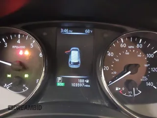 2017 Nissan Rogue SL z VIN JN8AT2MV8HW256848, wystawiony jako IAAI lot #42271691 z przebiegiem 103 597 mil mil oraz . Historia ofert i sprzedaży dostępna na DreamBid. Obrazek 7.