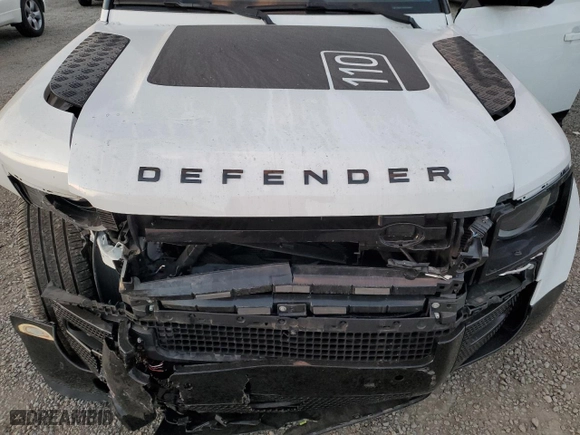 2024 Land Rover Defender X-Dynamic SE with VIN SALE27EU7R2290655, listed as a Copart auction lot 87423784 with 24,821 mi miles and Salvage Title. Bid and sale history available at carsss.com. Image 11.