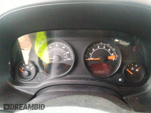 2017 Jeep Patriot Sport z VIN 1C4NJPBA7HD134509, wystawiony jako IAAI lot #41293033 z przebiegiem 143 854 mil mil oraz . Historia ofert i sprzedaży dostępna na DreamBid. Obrazek 7.