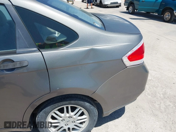 2011 Ford Focus SE with VIN 1FAHP3FN4BW174842, listed as a IAAI auction lot 42027681 with 58,616 mi miles. Bid and sale history available at carsss.com. Image 6.