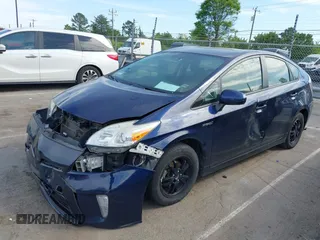 2015 Toyota Prius Four with VIN JTDKN3DU0F0479229, listed as a IAAI auction lot 42063782 with 203,501 mi miles and . Bid and sale history available at DreamBid. Image 17.