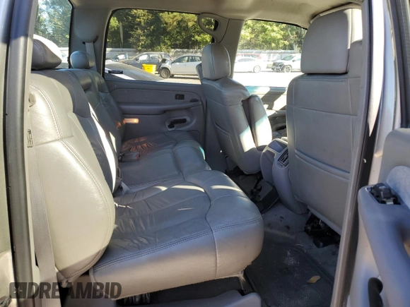 2001 Chevrolet Silverado 1500HD LS z VIN 1GCGC13U71F206182, wystawiony jako Copart lot #76316374 z przebiegiem 362 467 mil mil oraz Szkoda całkowita • Salvage title. Historia ofert i sprzedaży dostępna na DreamBid. Obrazek 10.
