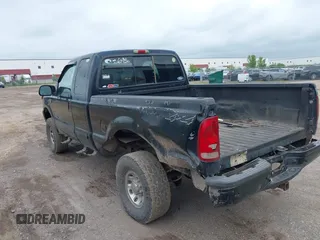 2003 Ford F-250 XL with VIN 1FTNX21F43EA76988, listed as a IAAI auction lot 42604373 with Not provided miles and . Bid and sale history available at DreamBid. Image 3.