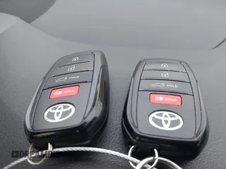 2023 Toyota Corolla Hybrid LE with VIN JTDBCMFE6P3017131, listed as a IAAI auction lot 41450794 with 39,544 mi miles. Bid and sale history available at carsss.com. Image 11.