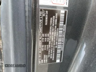 2017 McLaren 570S z VIN SBM13DAAXHW003255, wystawiony jako Copart lot #76261244 z przebiegiem Nie podano mil oraz Szkody całkowita. Historia ofert i sprzedaży dostępna na DreamBid. Obrazek 13.