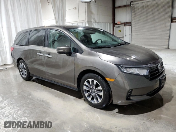 2022 Honda Odyssey EX-L z VIN 5FNRL6H71NB008541, wystawiony jako Copart lot #56850895 z przebiegiem 32 466 mil mil oraz Szkody całkowita. Historia ofert i sprzedaży dostępna na DreamBid. Obrazek 4.