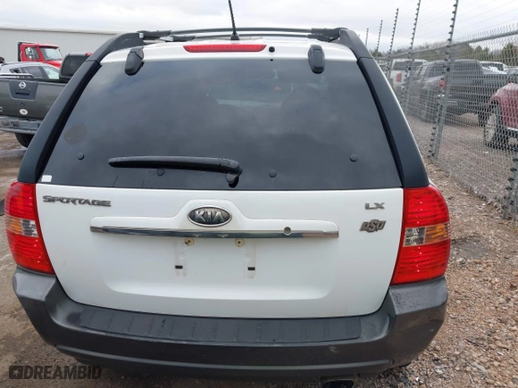 2008 Kia Sportage LX with VIN KNDJF724487492045, listed as a IAAI auction lot 41108512 with 316,740 mi miles. Bid and sale history available at carsss.com. Image 16.