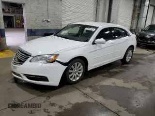2012 Chrysler 200 Touring with VIN 1C3CCBBB4CN195496, listed as a Copart auction lot 52695825 with 140,821 mi miles and Salvage Title. Bid and sale history available at carsss.com. Image 1.