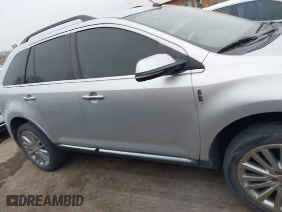 2012 Lincoln MKX with VIN 2LMDJ6JK6CBL15454, listed as a IAAI auction lot 41482972 with 144,660 mi miles. Bid and sale history available at carsss.com. Image 13.
