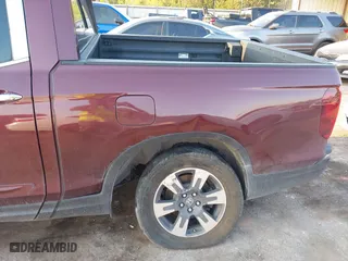 2017 Honda Ridgeline RTL-E with VIN 5FPYK3F74HB029959, listed as a IAAI auction lot 40530840 with 95,596 mi miles. Bid and sale history available at carsss.com. Image 6.