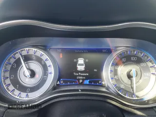 2019 Chrysler 300 Touring with VIN 2C3CCAAG7KH690614, listed as a Copart auction lot 49535535 with 37,809 mi miles and Salvage Title. Bid and sale history available at carsss.com. Image 9.