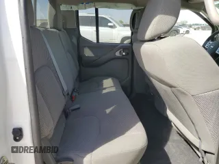 2019 Nissan Frontier SV z VIN 1N6AD0ER2KN872747, wystawiony jako Copart lot #49681235 z przebiegiem 66 351 mil mil oraz Czysty tytuł • Clean title. Historia ofert i sprzedaży dostępna na DreamBid. Obrazek 10.