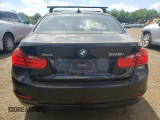 2015 BMW 3 Series 328i xDrive с VIN WBA3B5G53FNS17007, выставлен на аукционе Copart как лот 61973085 с пробегом 118 195 миль миль и Списание • Salvage title. История ставок и продаж доступна на DreamBid. Изображение 6.